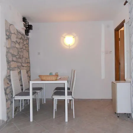 Lucija Apartamento