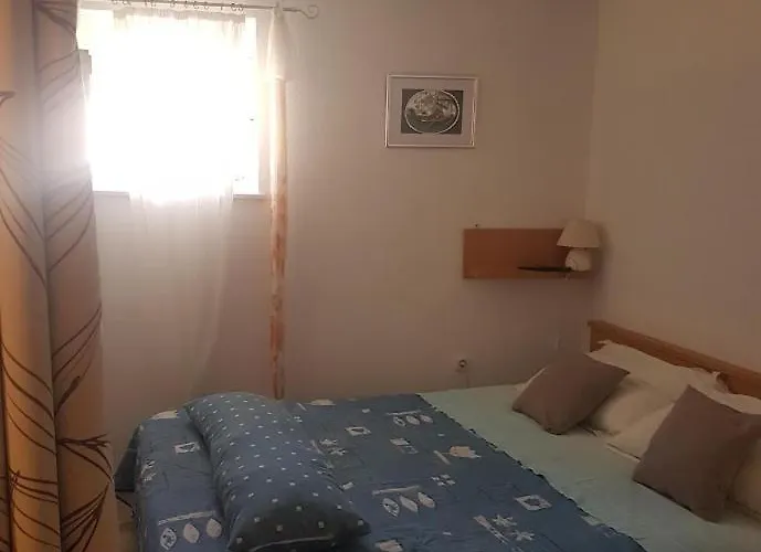 Apartment Lucija *