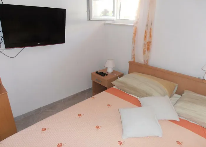 Lucija Apartment *
