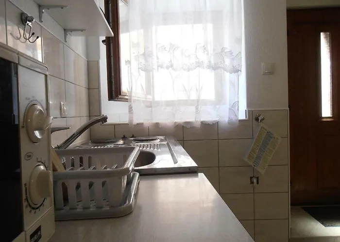 Lucija Apartment *