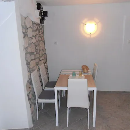 Apartamento Lucija *